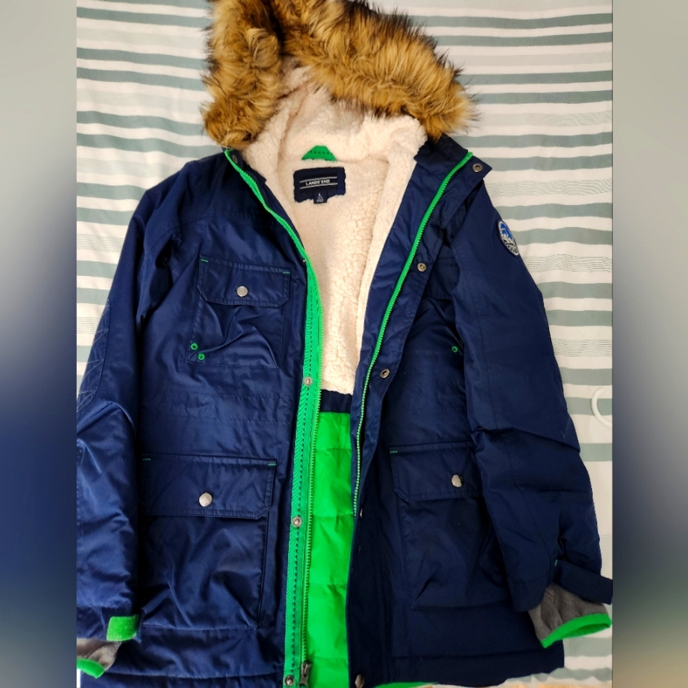 LIKE NEW Lands' end Kids Expedition Waterproof Winter Down Parka